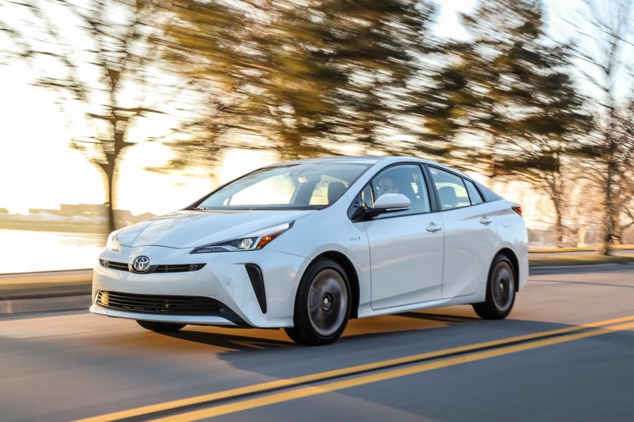 Toyota Prius Limited 2019 года  (NA) (фото 12 из 23)